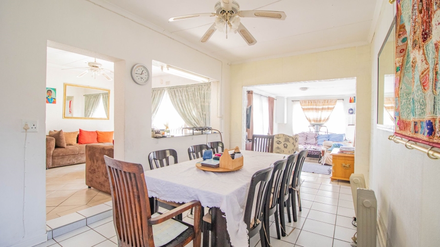 4 Bedroom Property for Sale in Birchleigh North Gauteng