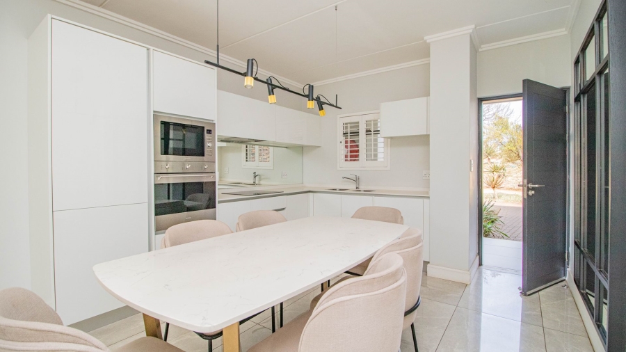 2 Bedroom Property for Sale in Serengeti Lifestyle Estate Gauteng