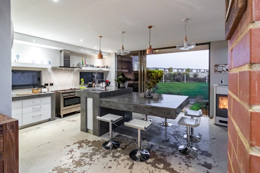 4 Bedroom Property for Sale in Serengeti Lifestyle Estate Gauteng