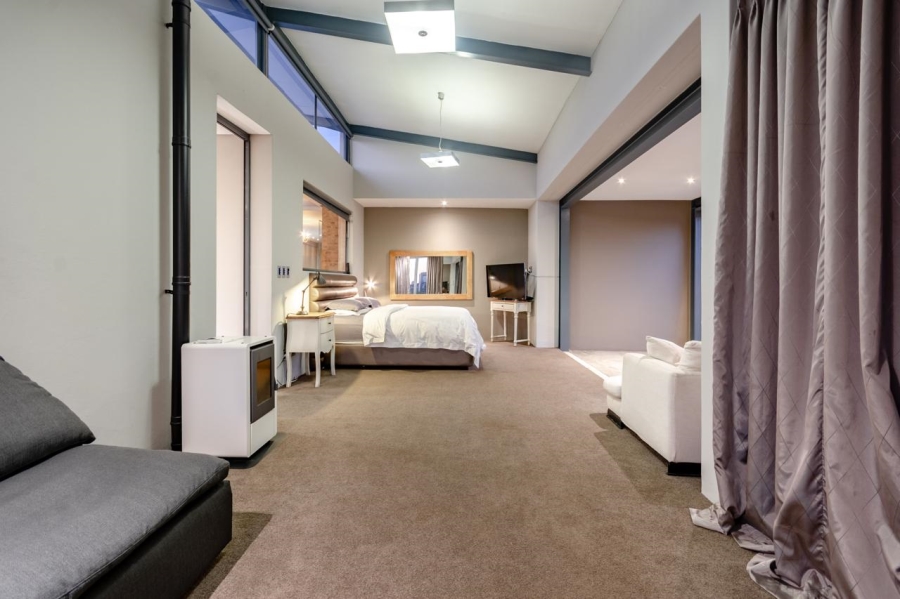4 Bedroom Property for Sale in Serengeti Lifestyle Estate Gauteng