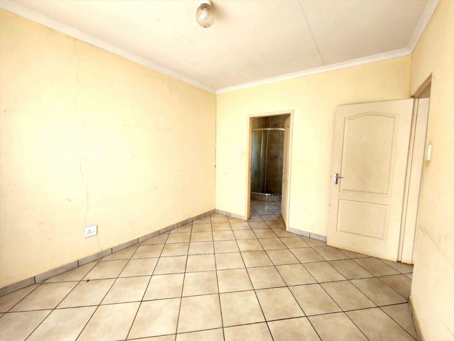 3 Bedroom Property for Sale in Crystal Park Gauteng