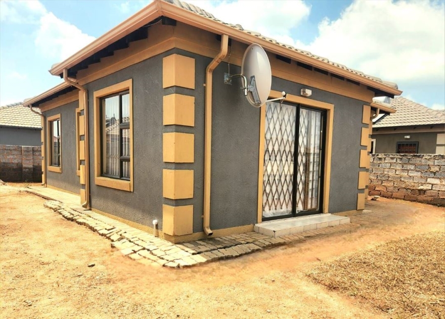 3 Bedroom Property for Sale in Crystal Park Gauteng