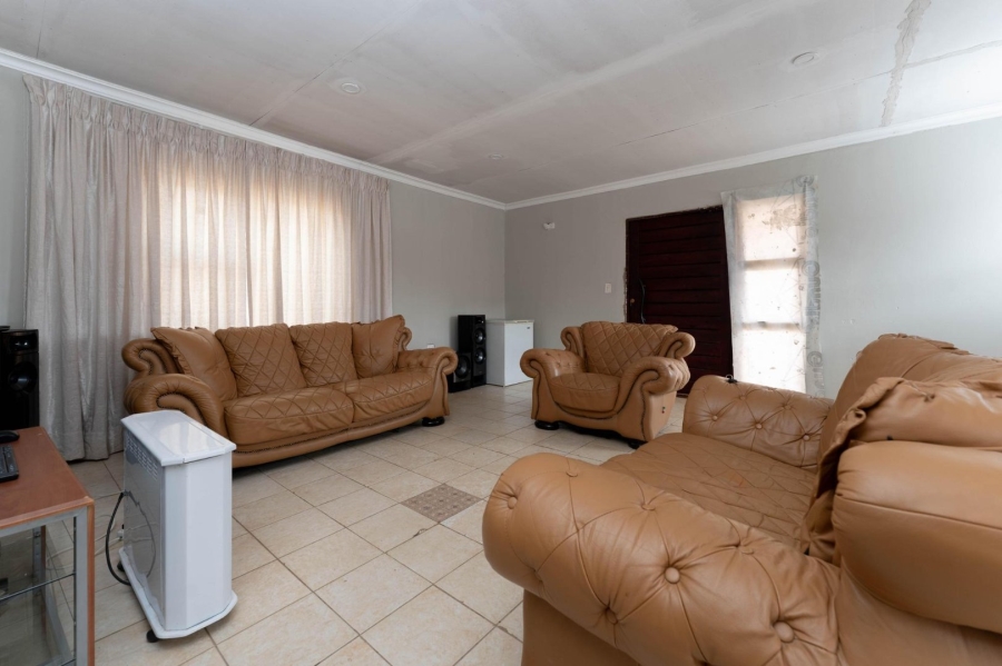3 Bedroom Property for Sale in Dobsonville Gauteng
