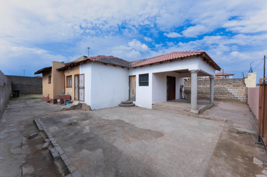 3 Bedroom Property for Sale in Dobsonville Gauteng