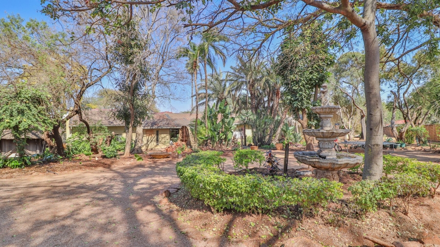 Commercial Property for Sale in Mont Lorraine Ah Gauteng