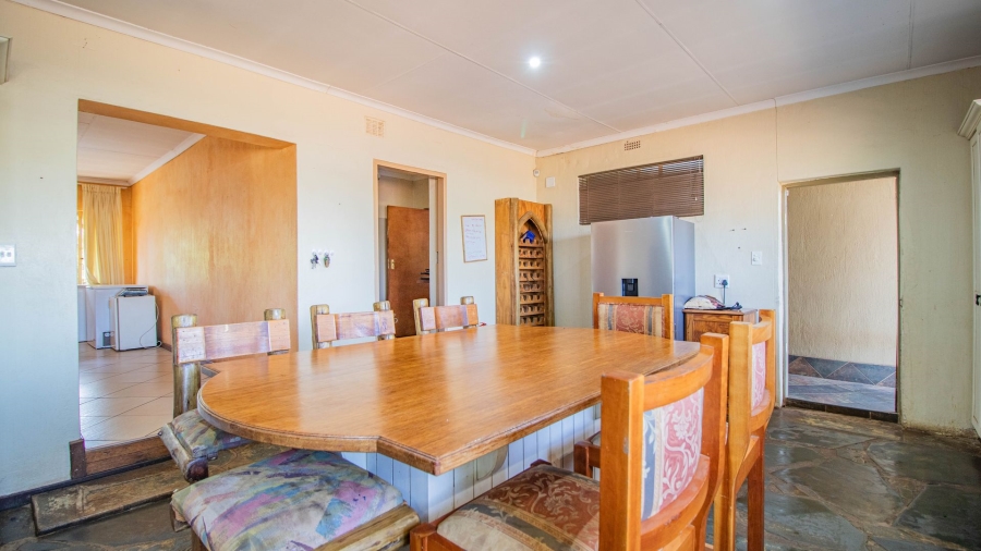 Commercial Property for Sale in Mont Lorraine Ah Gauteng