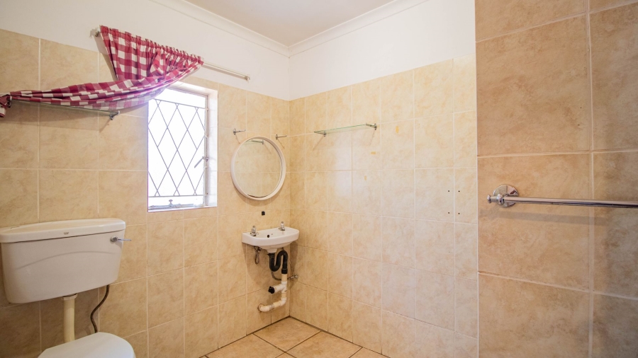 Commercial Property for Sale in Mont Lorraine Ah Gauteng