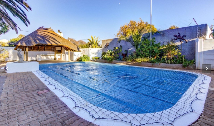 3 Bedroom Property for Sale in Hurlyvale Gauteng