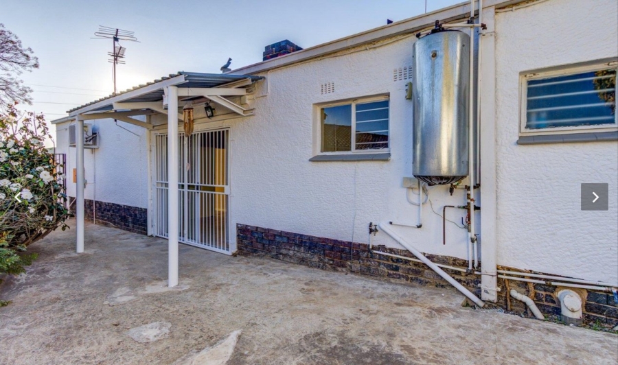 3 Bedroom Property for Sale in Hurlyvale Gauteng
