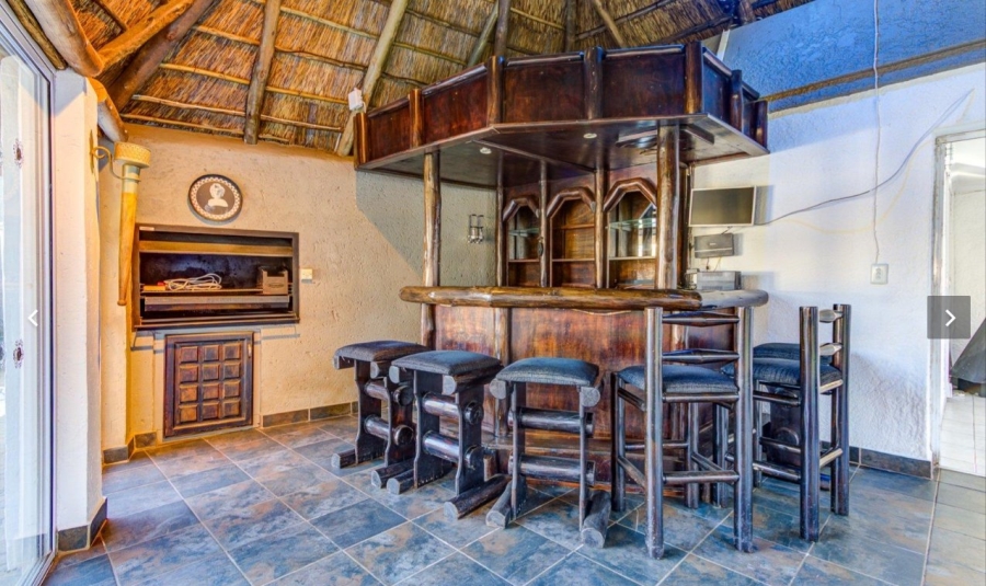 3 Bedroom Property for Sale in Hurlyvale Gauteng