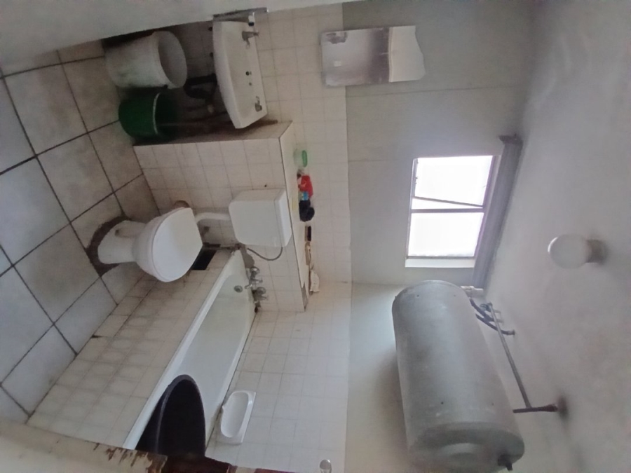 2 Bedroom Property for Sale in Pretoria West Gauteng