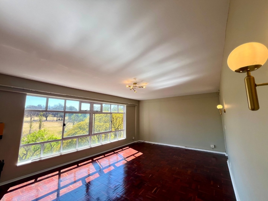 To Let 2 Bedroom Property for Rent in Fairways Gauteng