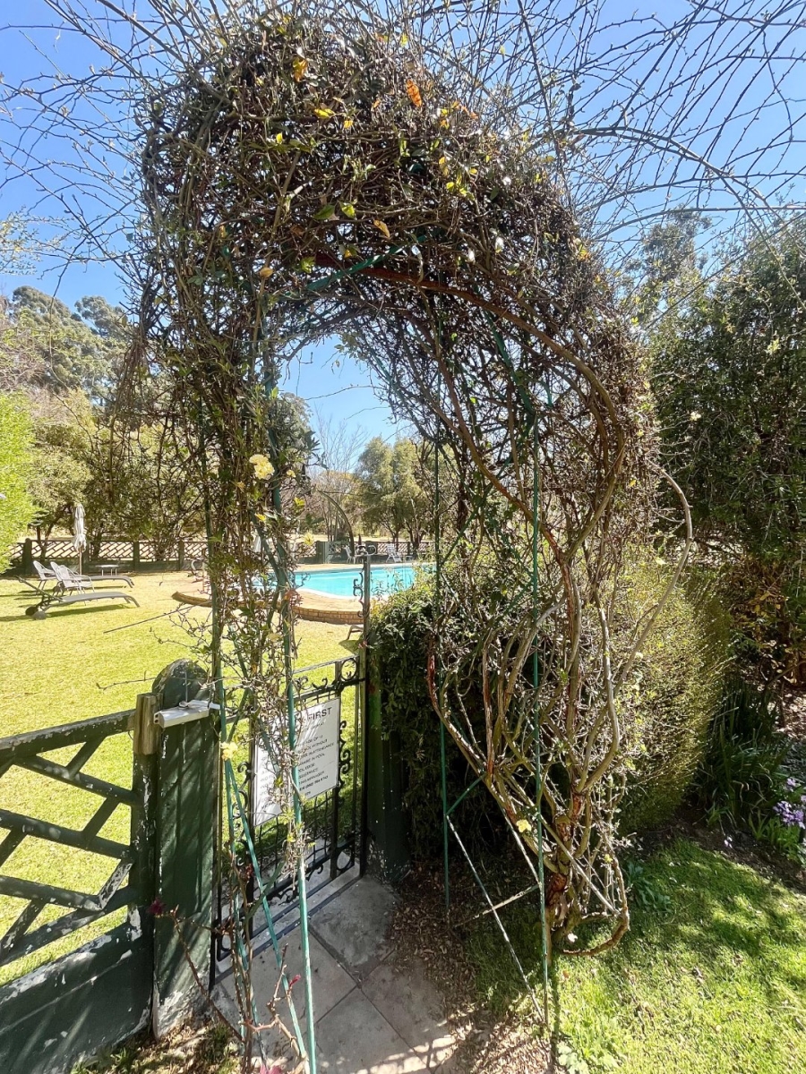 To Let 2 Bedroom Property for Rent in Fairways Gauteng