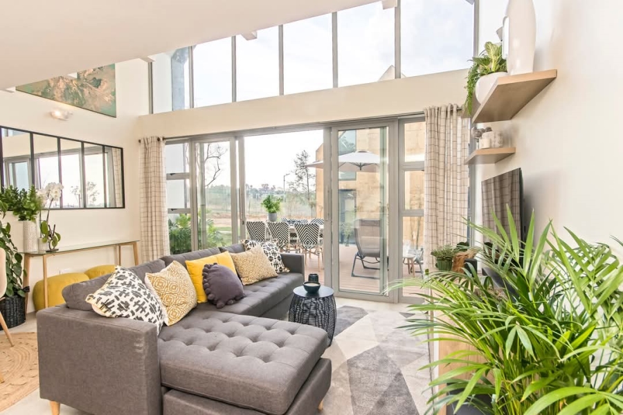 2 Bedroom Property for Sale in Lion Pride Gauteng