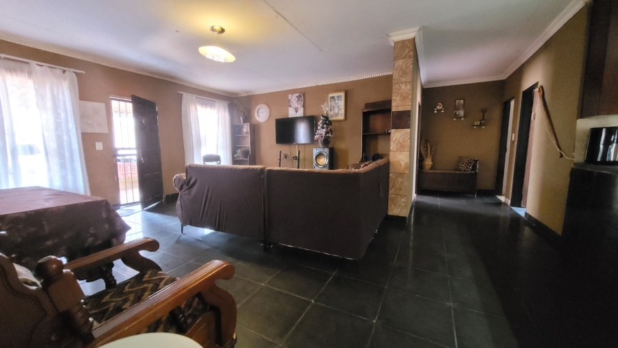 2 Bedroom Property for Sale in Helderstrome AH Gauteng
