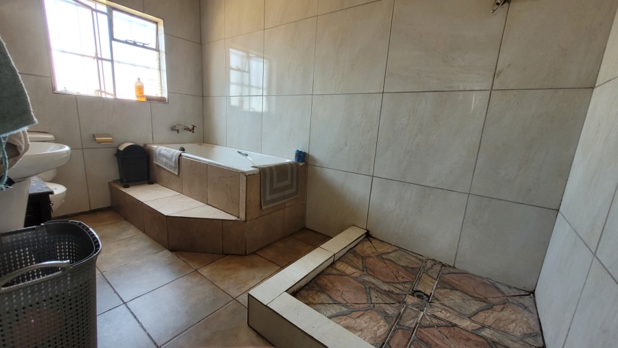 2 Bedroom Property for Sale in Helderstrome AH Gauteng