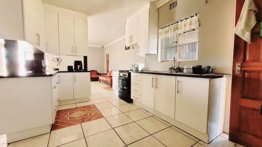 2 Bedroom Property for Sale in Helderstrome AH Gauteng