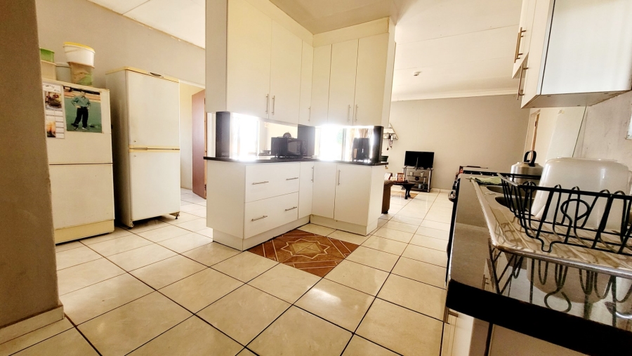 2 Bedroom Property for Sale in Helderstrome AH Gauteng