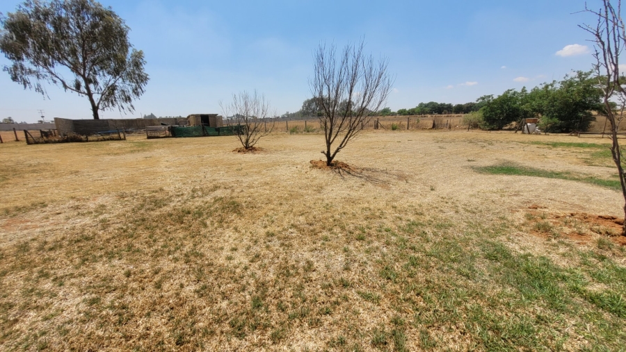 2 Bedroom Property for Sale in Helderstrome AH Gauteng