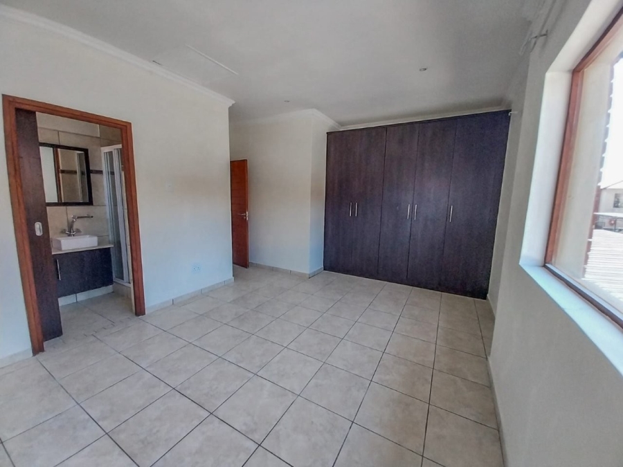 3 Bedroom Property for Sale in Pretorius Park Gauteng