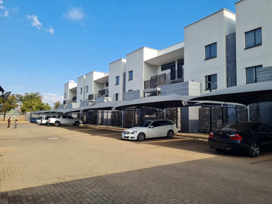 To Let 2 Bedroom Property for Rent in Lenasia Ext 9 Gauteng