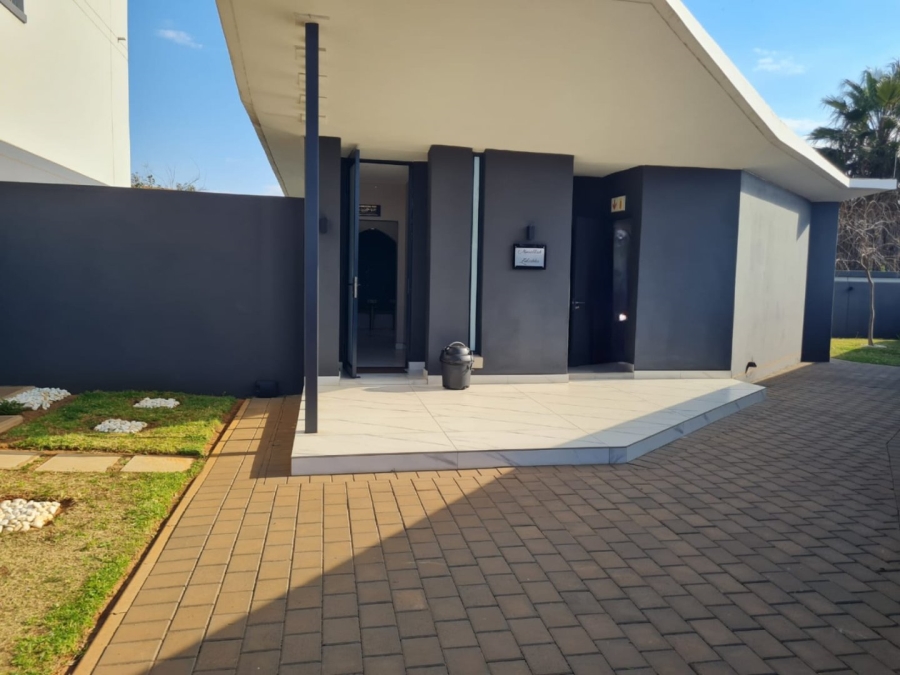 To Let 2 Bedroom Property for Rent in Lenasia Ext 9 Gauteng