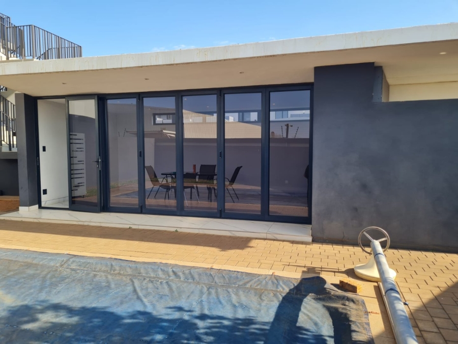To Let 2 Bedroom Property for Rent in Lenasia Ext 9 Gauteng
