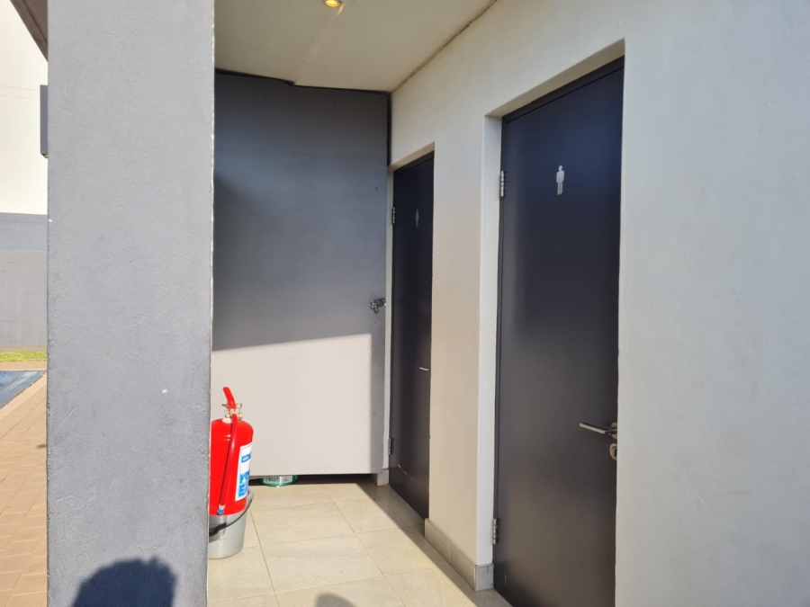 To Let 2 Bedroom Property for Rent in Lenasia Ext 9 Gauteng