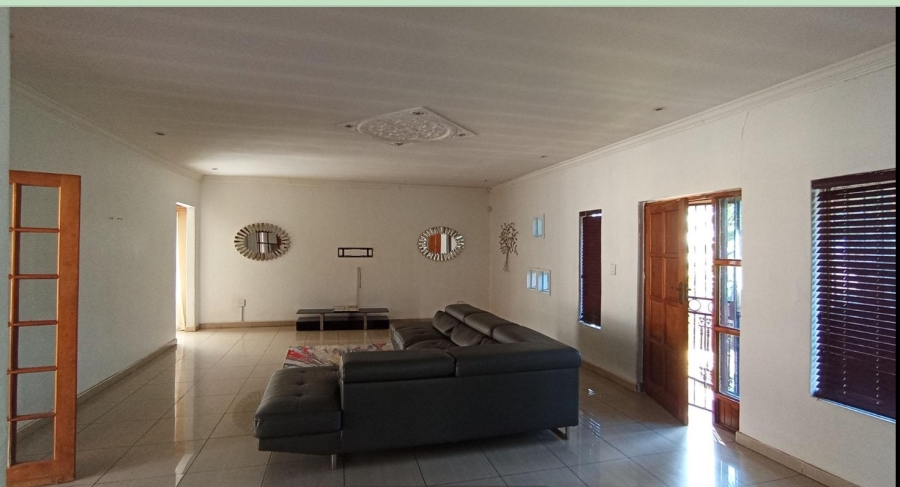 3 Bedroom Property for Sale in Heuweloord Gauteng
