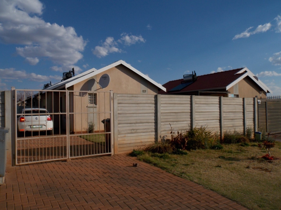 2 Bedroom Property for Sale in Sky City Gauteng