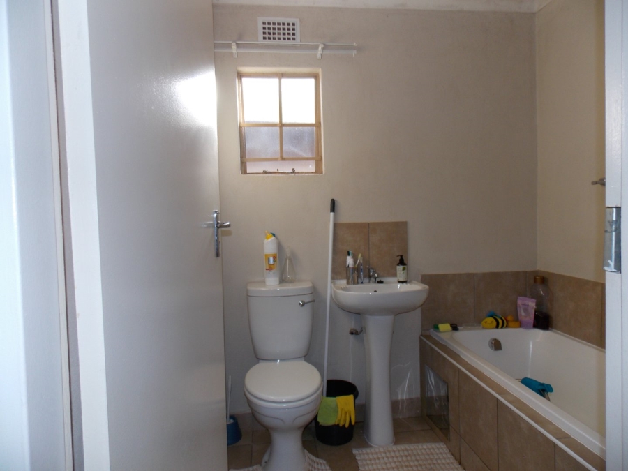 2 Bedroom Property for Sale in Sky City Gauteng