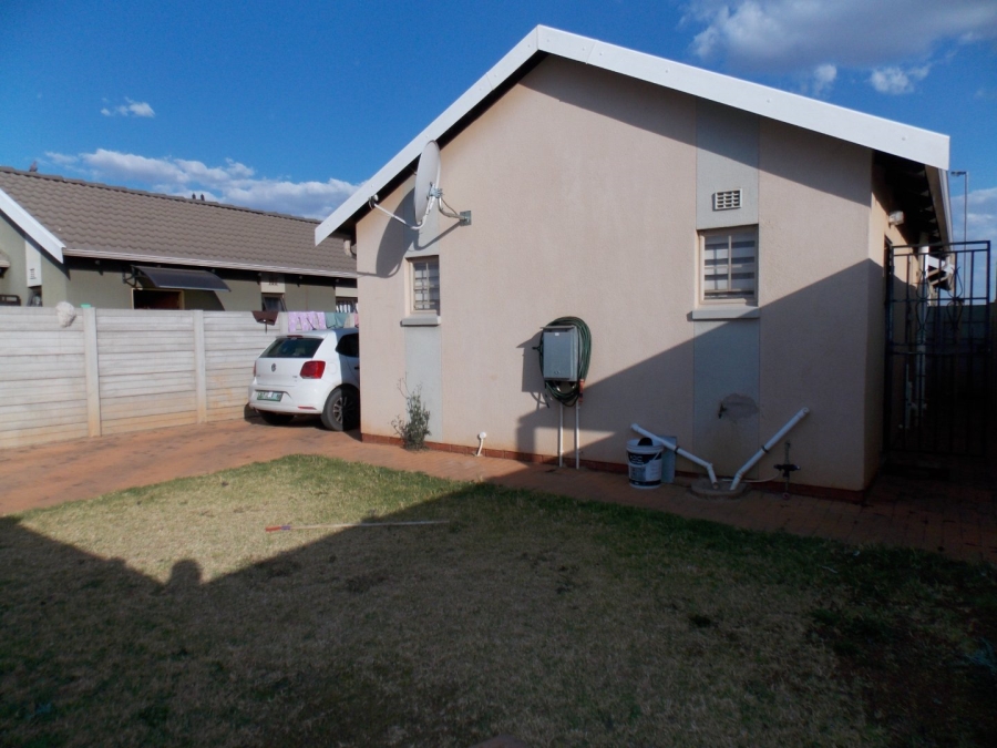 2 Bedroom Property for Sale in Sky City Gauteng