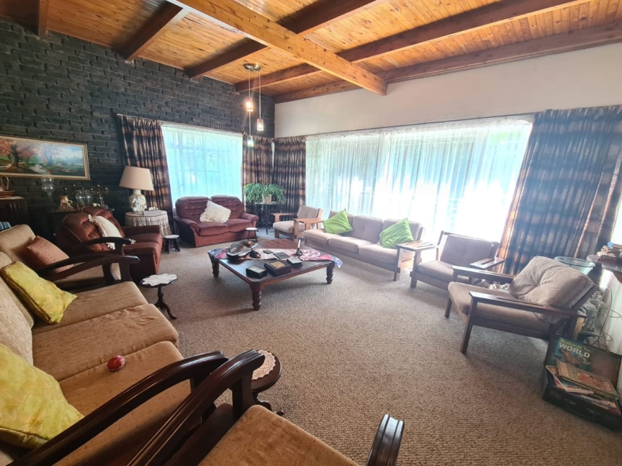 4 Bedroom Property for Sale in Mooilande Gauteng