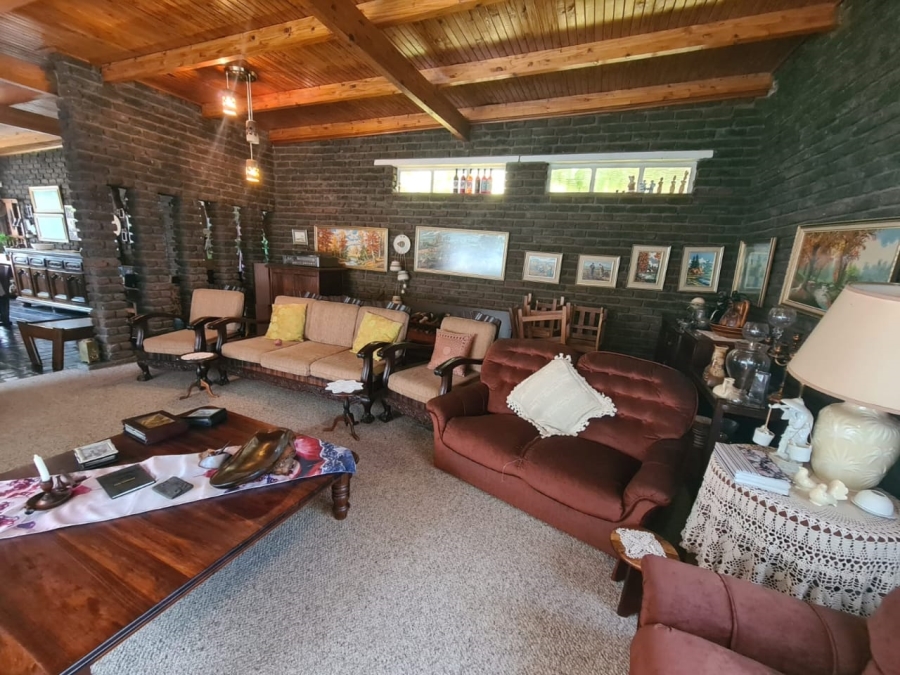 4 Bedroom Property for Sale in Mooilande Gauteng