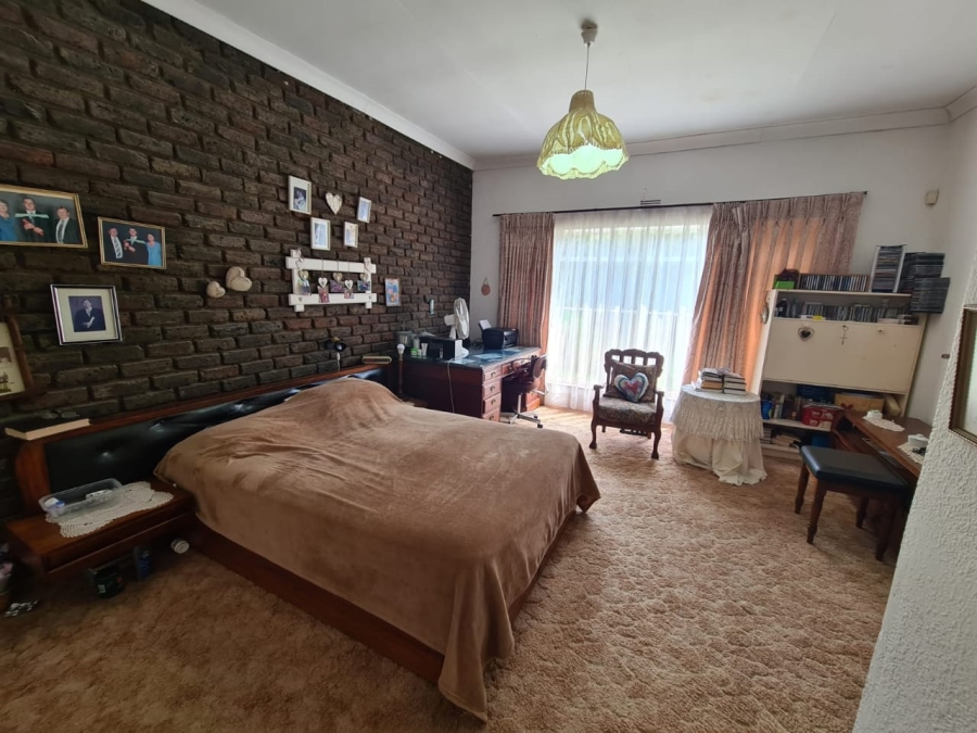 4 Bedroom Property for Sale in Mooilande Gauteng