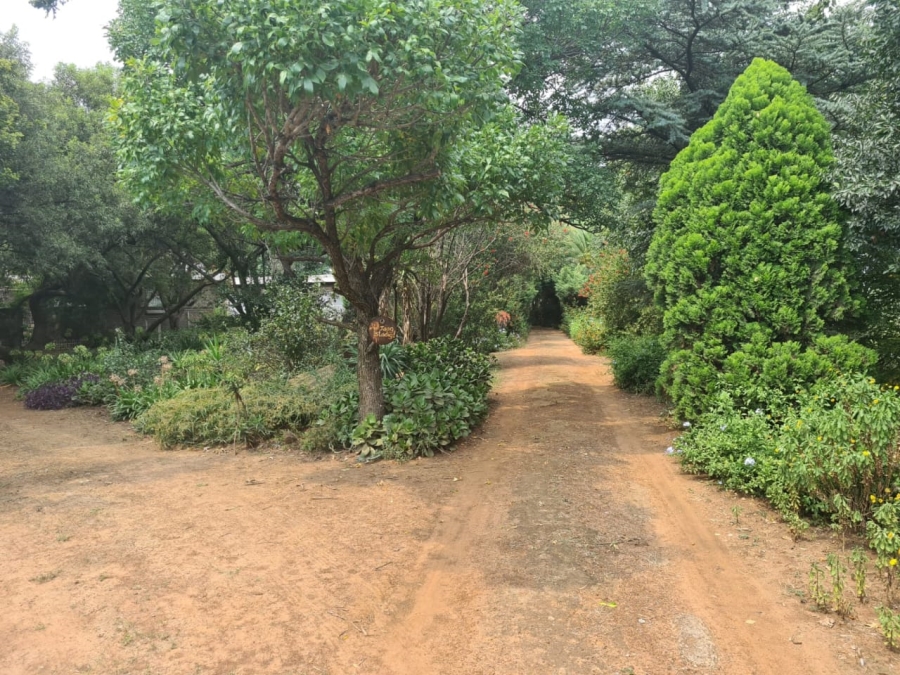 4 Bedroom Property for Sale in Mooilande Gauteng