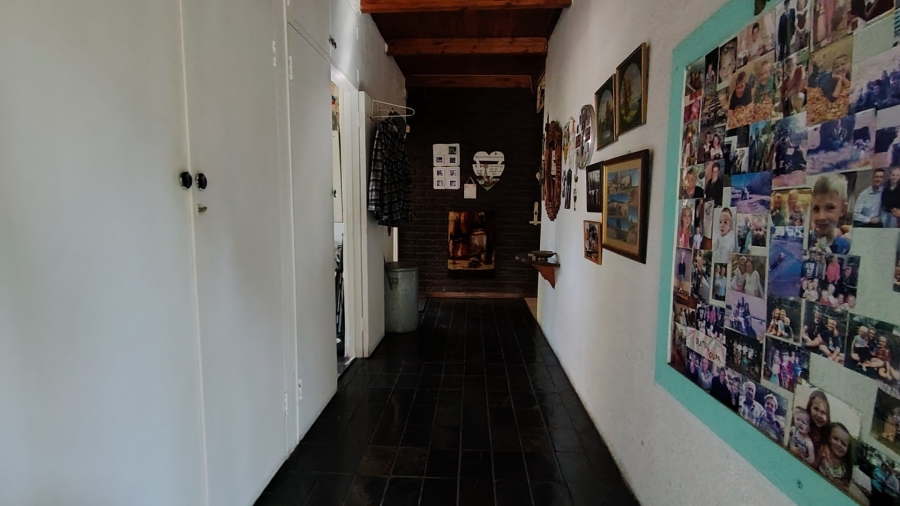 4 Bedroom Property for Sale in Mooilande Gauteng