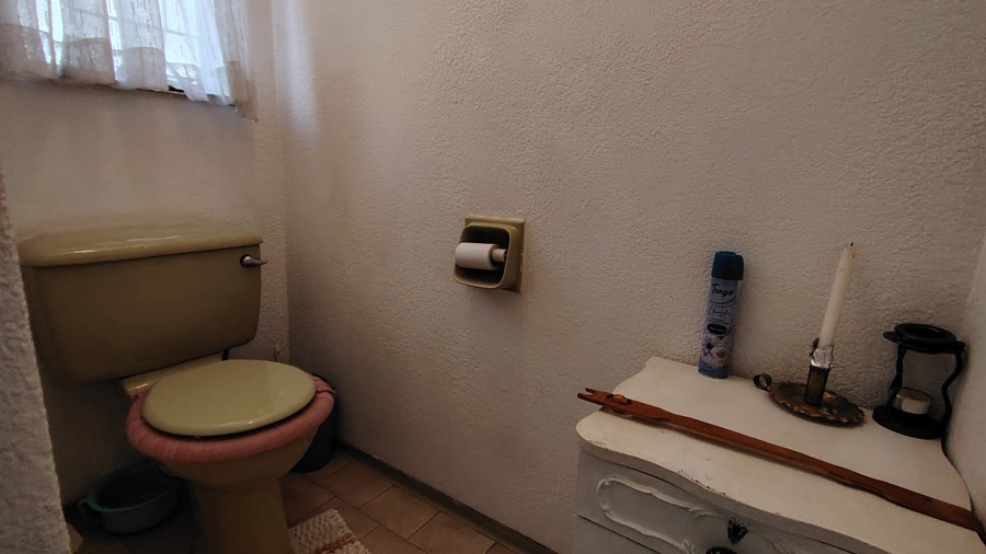 4 Bedroom Property for Sale in Mooilande Gauteng