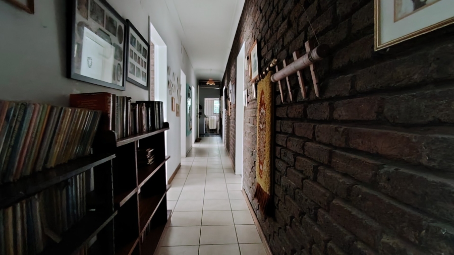 4 Bedroom Property for Sale in Mooilande Gauteng