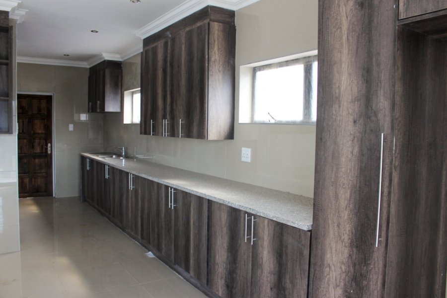 4 Bedroom Property for Sale in Eldo View Gauteng