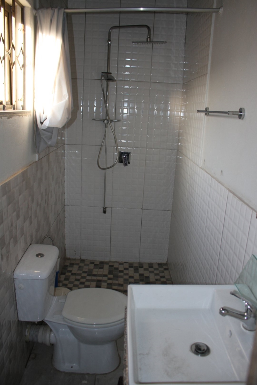 To Let 1 Bedroom Property for Rent in Emdeni Gauteng