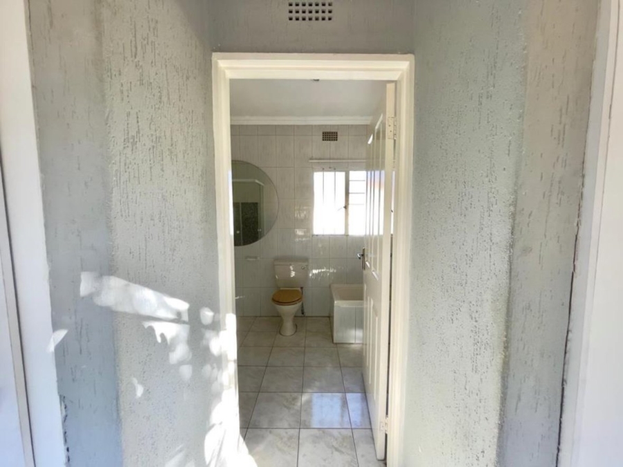 To Let 3 Bedroom Property for Rent in Edenvale Central Gauteng