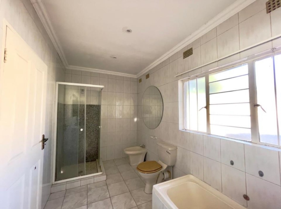 To Let 3 Bedroom Property for Rent in Edenvale Central Gauteng