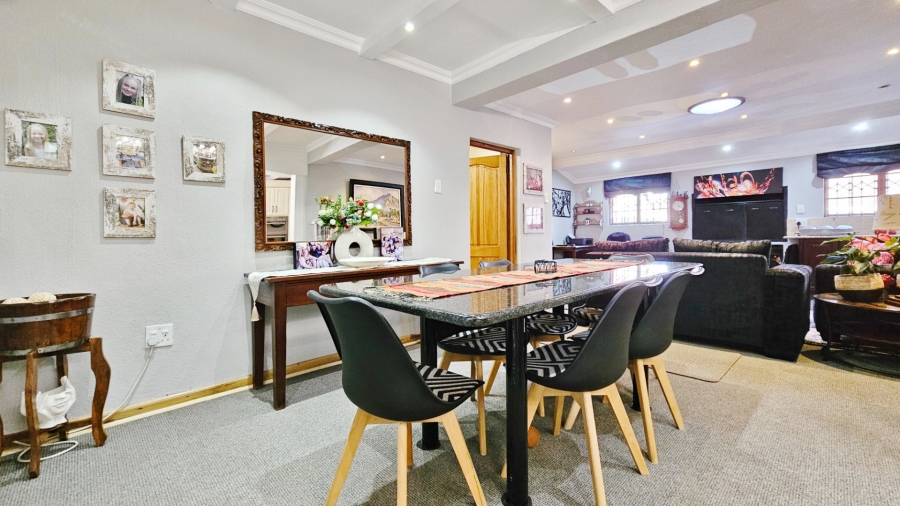 3 Bedroom Property for Sale in Three Rivers Gauteng