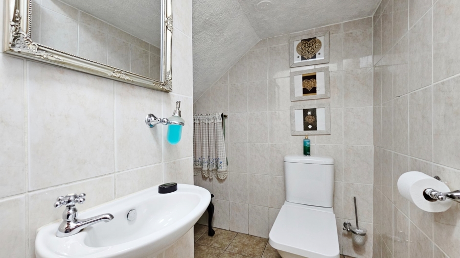 3 Bedroom Property for Sale in Three Rivers Gauteng