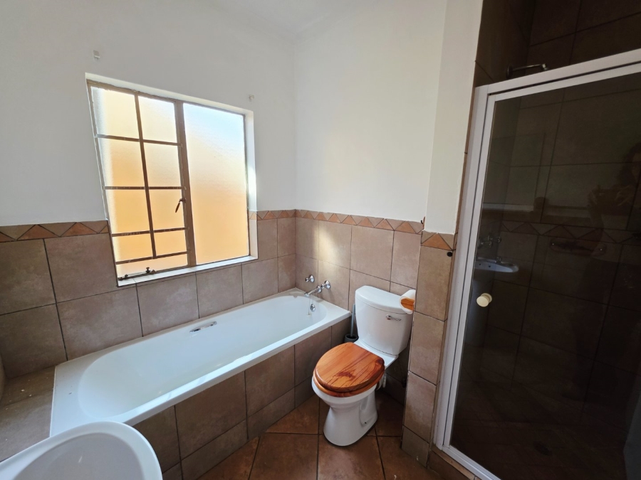 2 Bedroom Property for Sale in Equestria Gauteng