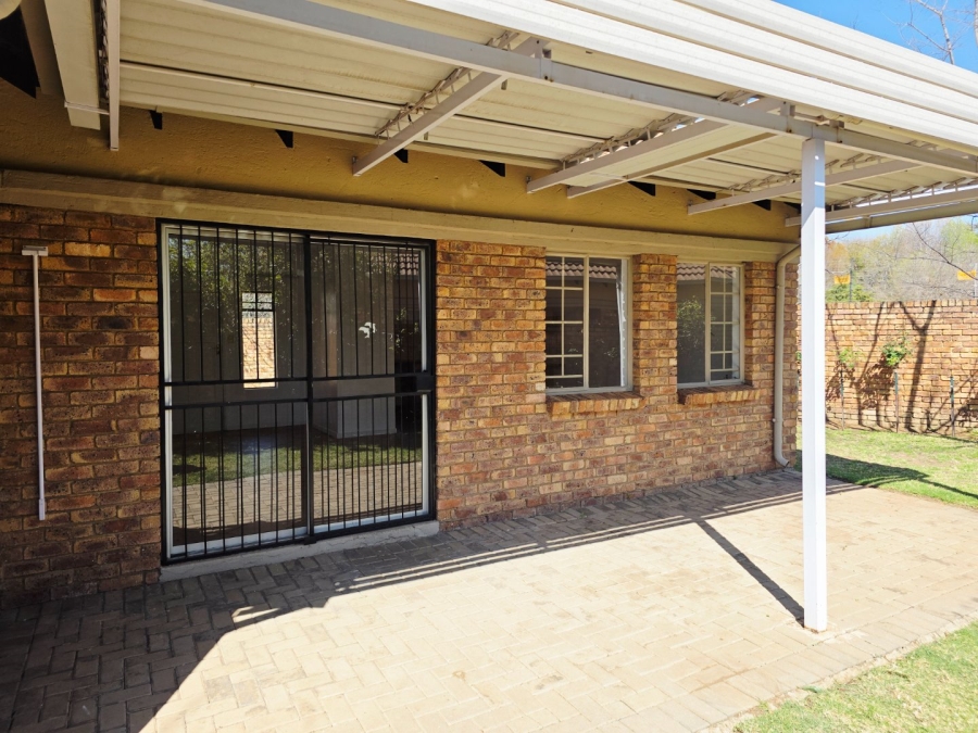 2 Bedroom Property for Sale in Equestria Gauteng