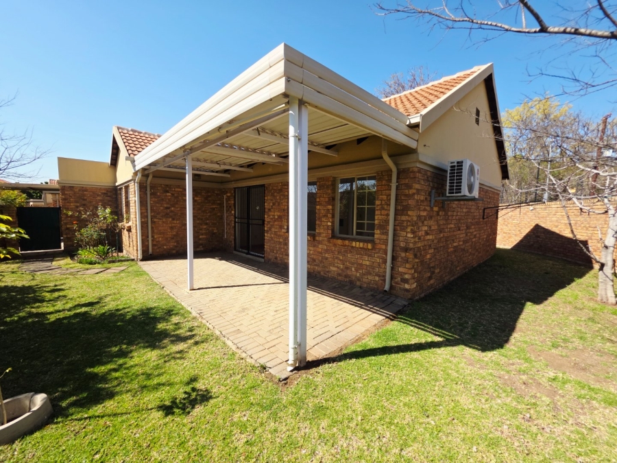 2 Bedroom Property for Sale in Equestria Gauteng