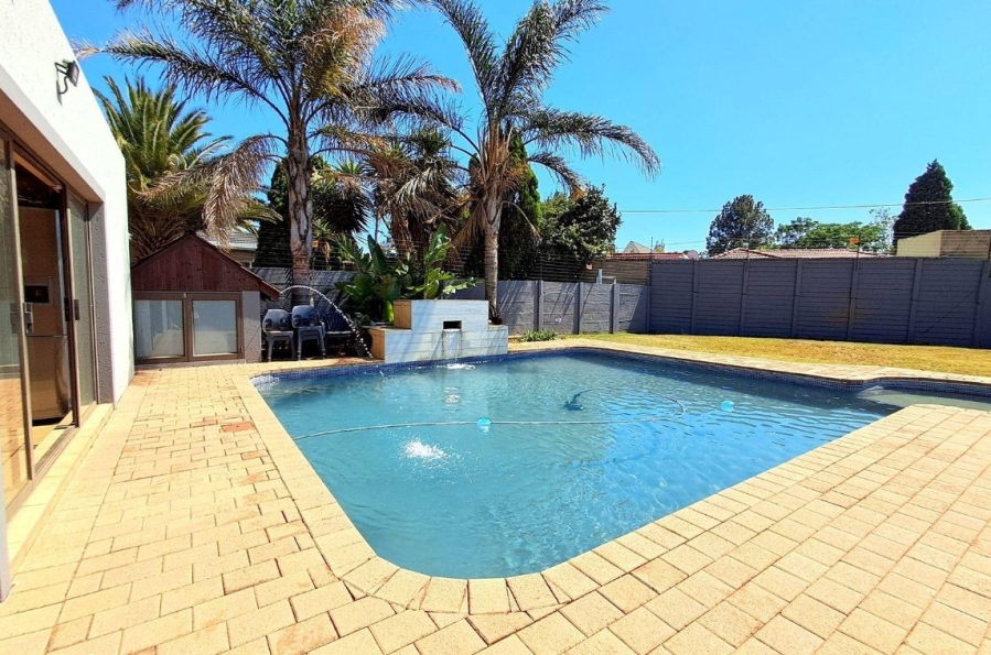 3 Bedroom Property for Sale in Homestead Gauteng