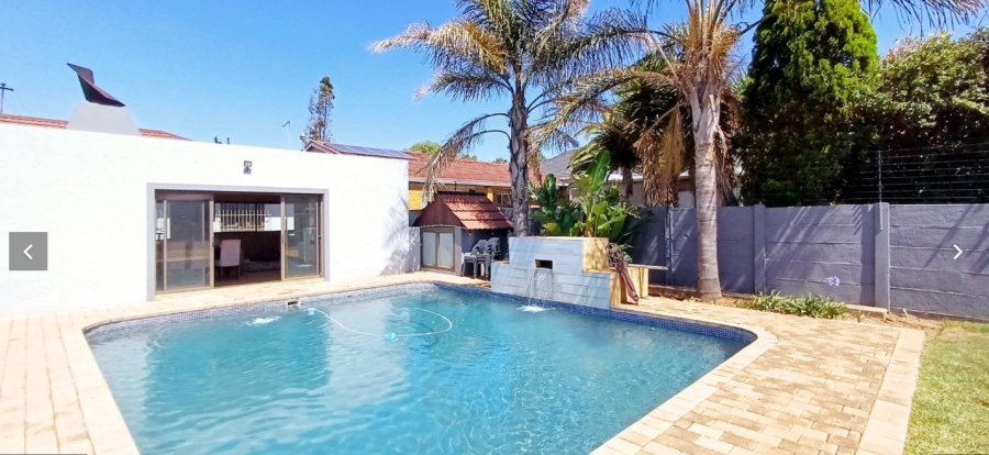 3 Bedroom Property for Sale in Homestead Gauteng